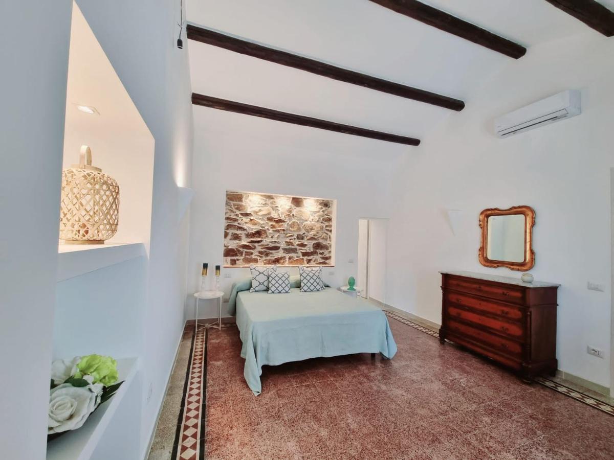 Appartement Stazzo San Teodoro La Quercia Piscina Condivisa Extérieur photo