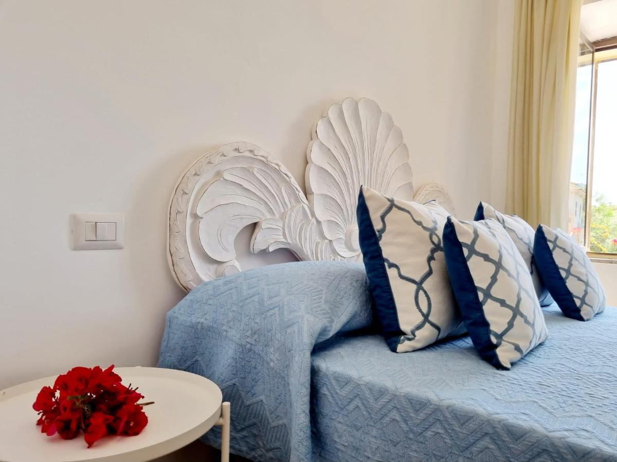 Appartement Stazzo San Teodoro La Quercia Piscina Condivisa Extérieur photo
