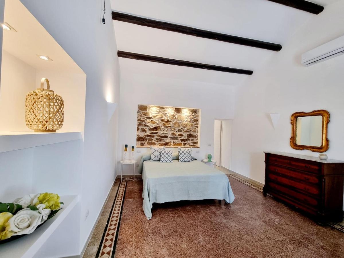 Appartement Stazzo San Teodoro La Quercia Piscina Condivisa Extérieur photo