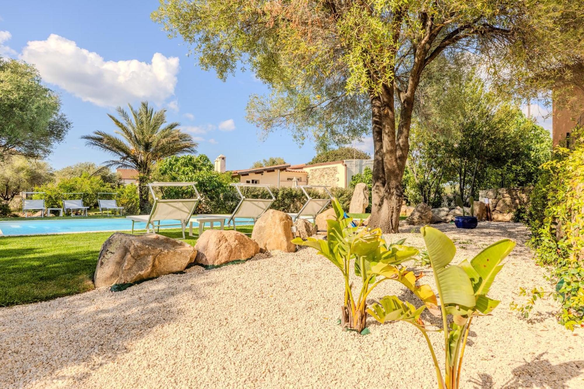 Appartement Stazzo San Teodoro La Quercia Piscina Condivisa Extérieur photo