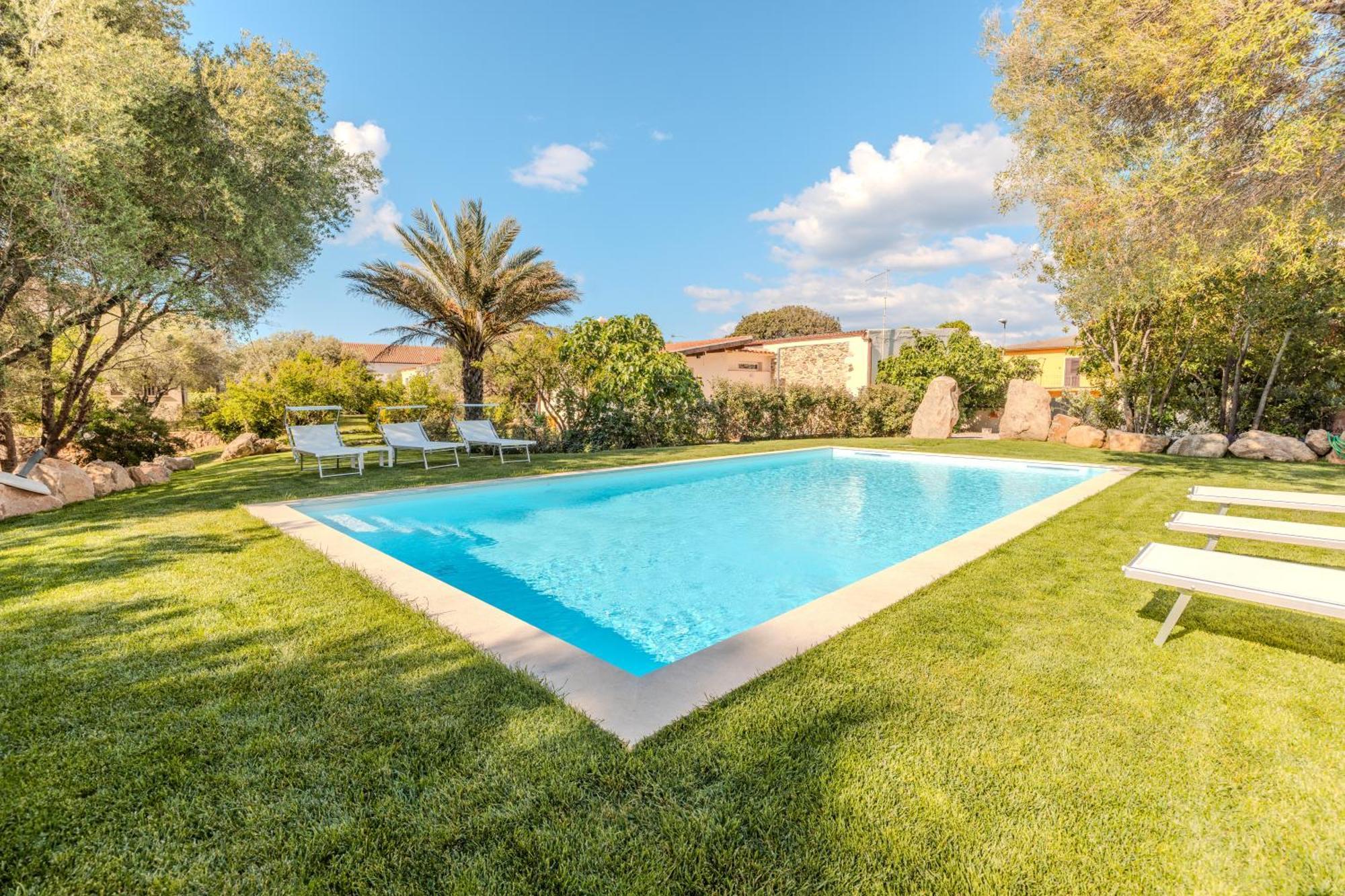 Appartement Stazzo San Teodoro La Quercia Piscina Condivisa Extérieur photo